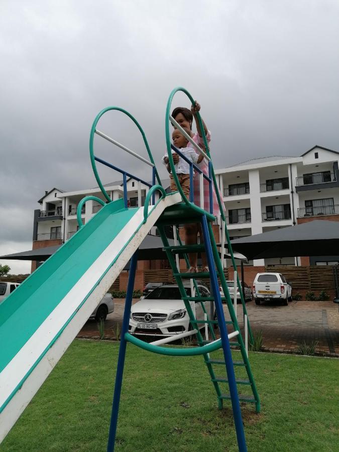 The Blyde Riverwalk Estate, Crystal Lagoon, Pretoria East Exteriör bild