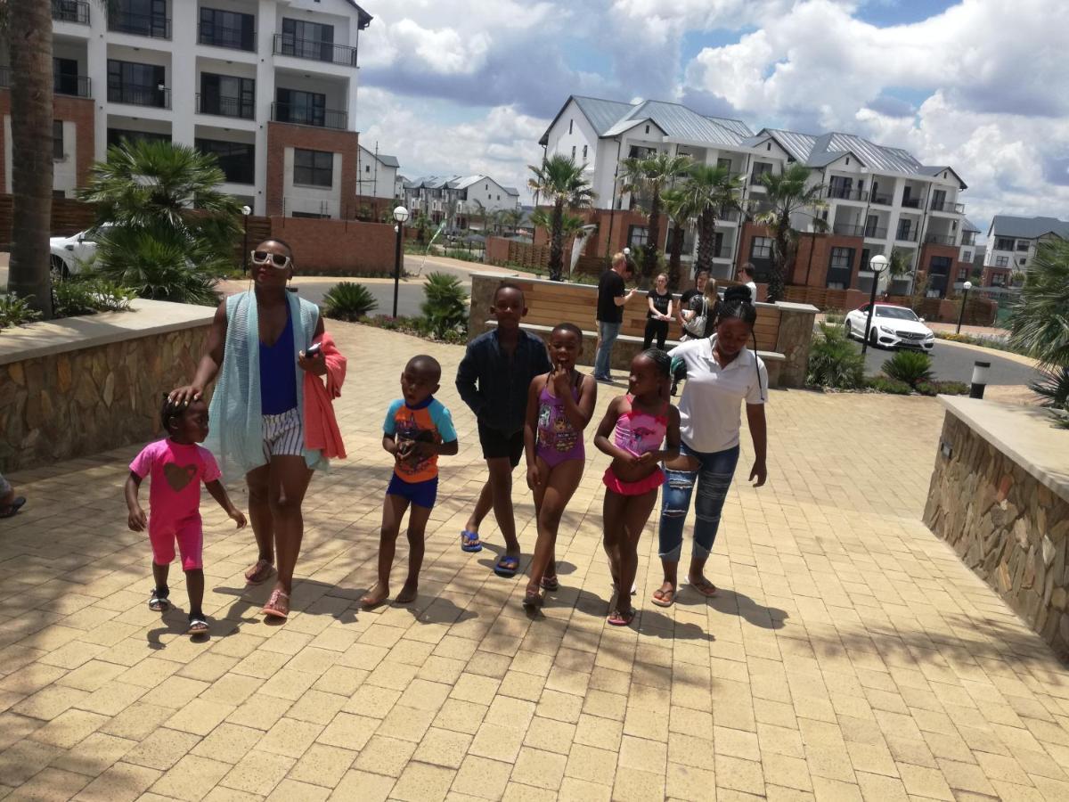 The Blyde Riverwalk Estate, Crystal Lagoon, Pretoria East Exteriör bild